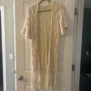 American Eagle Cream Knit Cardigan